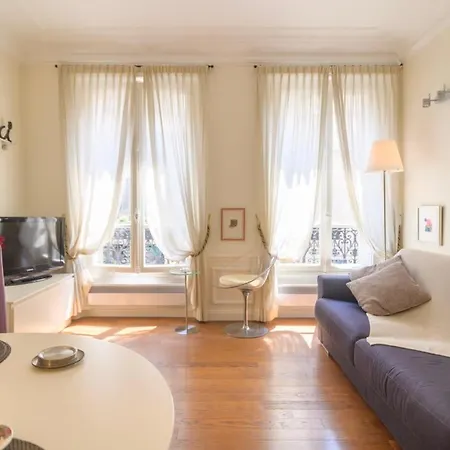 Le Marais Moderne Apartment Paris